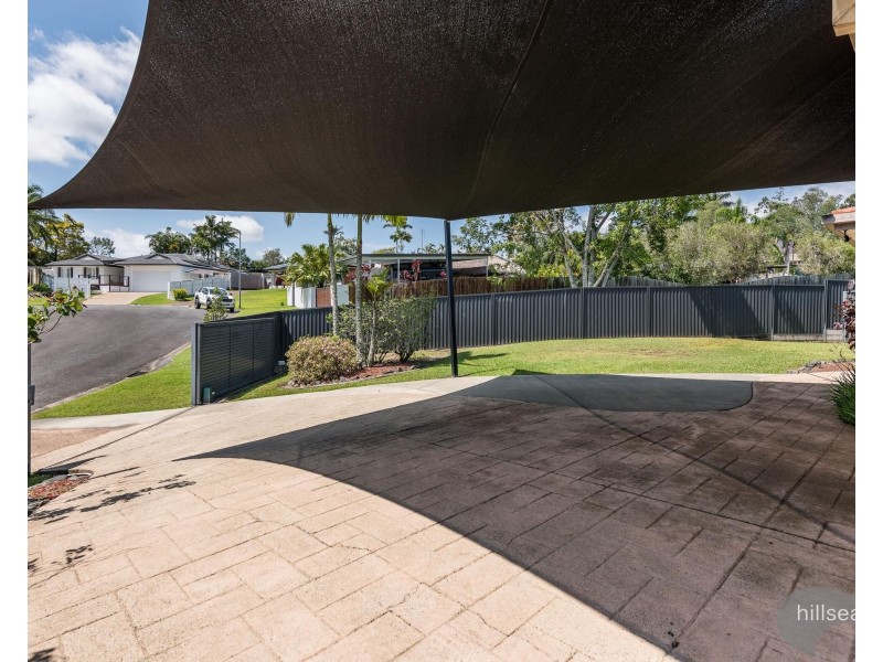 7 Maleny Place, Helensvale QLD 4212