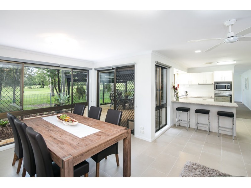 17 Ashford Road, Helensvale QLD 4212