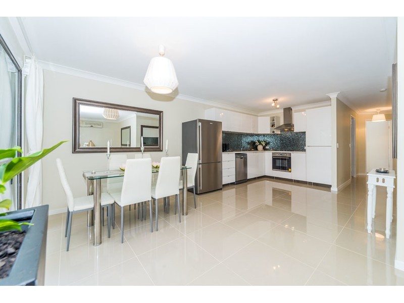 3/1 Parkridge Drive, Molendinar QLD 4214