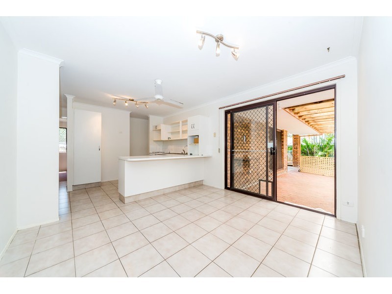 11 Boonah Court, Helensvale QLD 4212