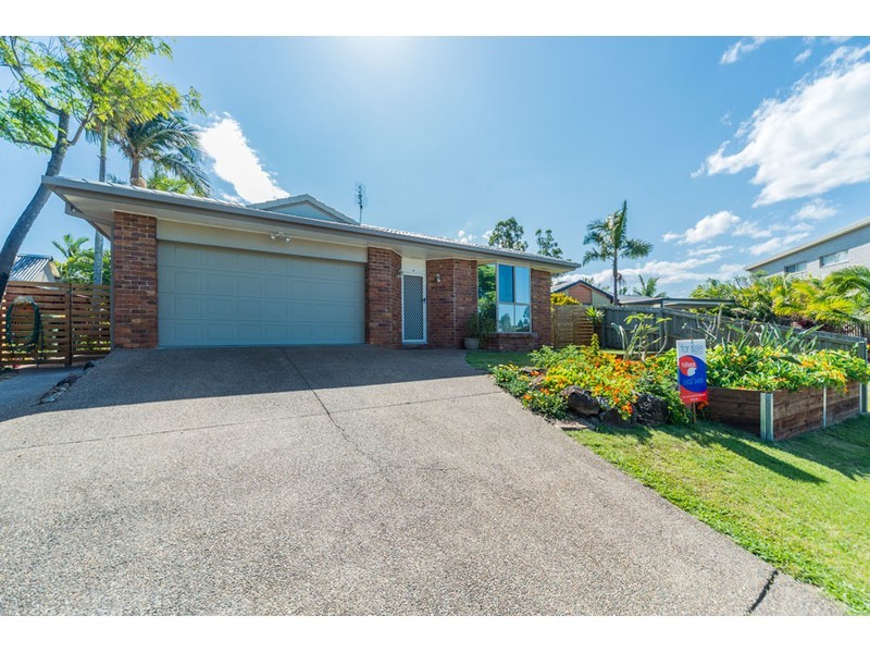 16 Rosedale Place, Helensvale QLD 4212
