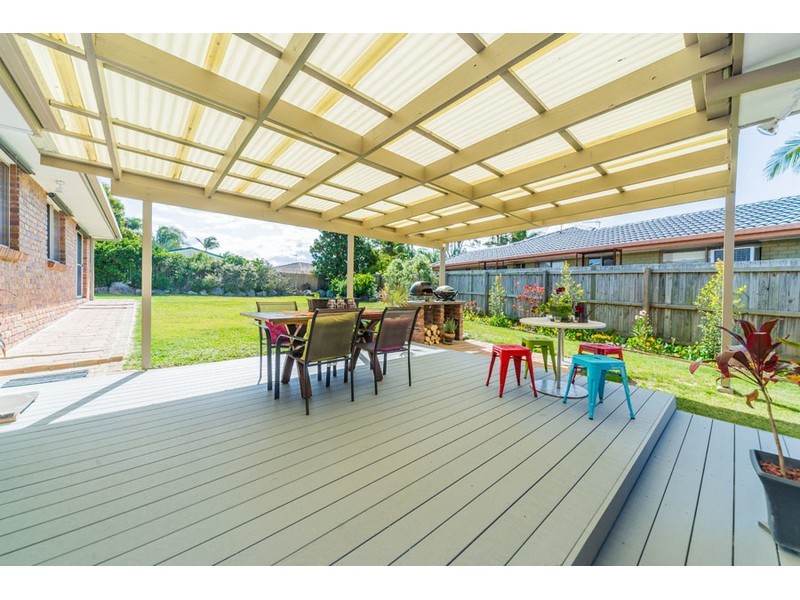 16 Rosedale Place, Helensvale QLD 4212