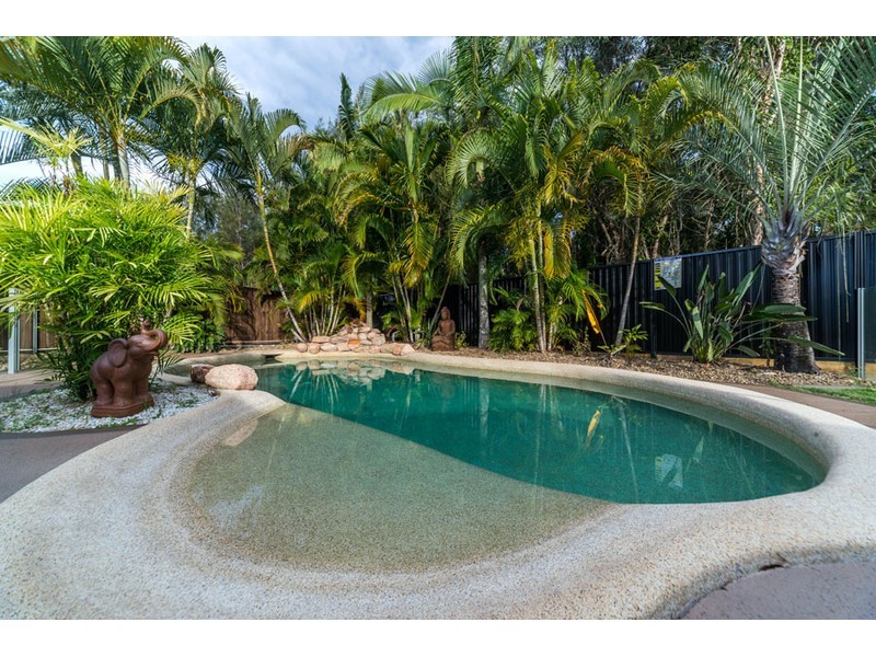 36 Urangan Court, Helensvale QLD 4212