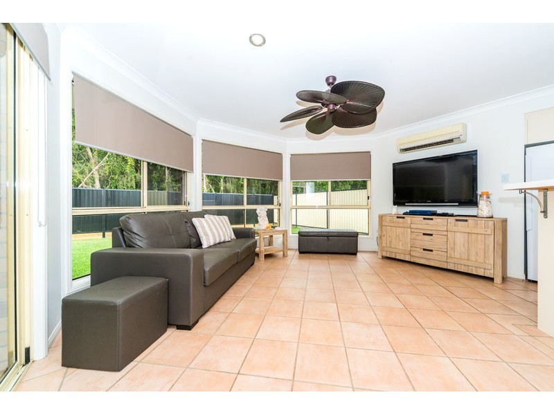 36 Urangan Court, Helensvale QLD 4212