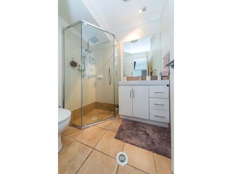 36 Urangan Court, Helensvale QLD 4212