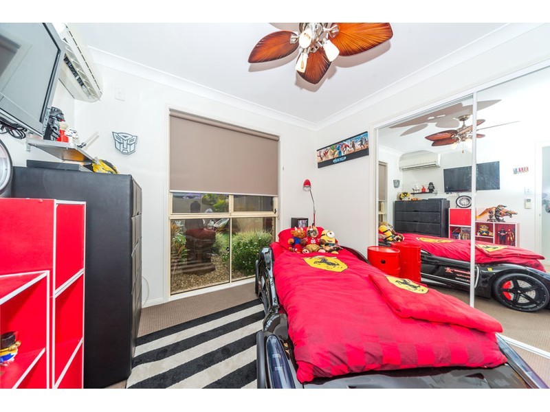 36 Urangan Court, Helensvale QLD 4212
