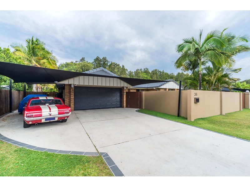 36 Urangan Court, Helensvale QLD 4212