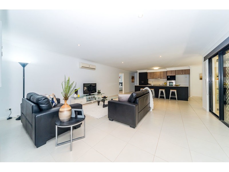 22 Seawind Road, Coomera Waters QLD 4209