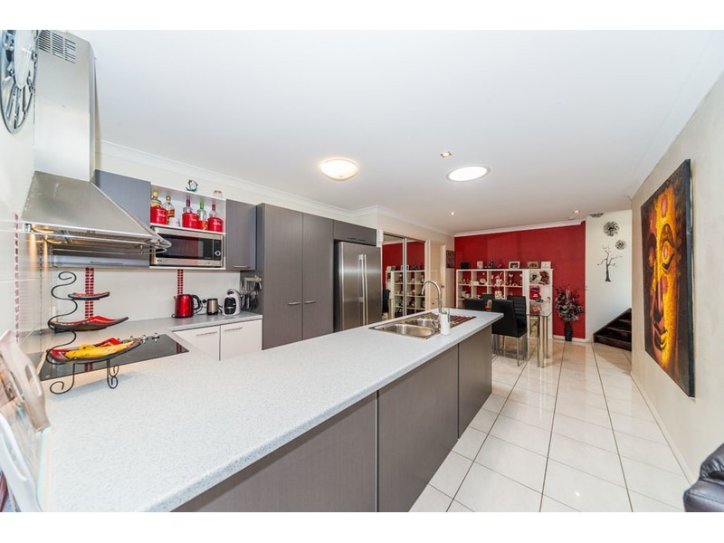 1/28 Armani Avenue, Pimpama QLD 4209