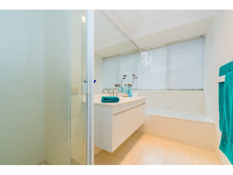 56 Tamworth Drive, Helensvale QLD 4212