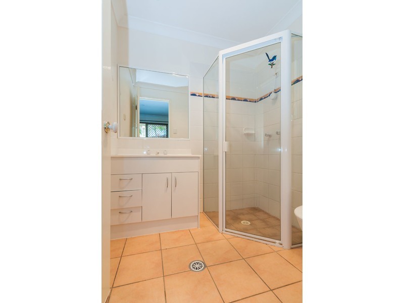 4 Moonda Court, Helensvale QLD 4212