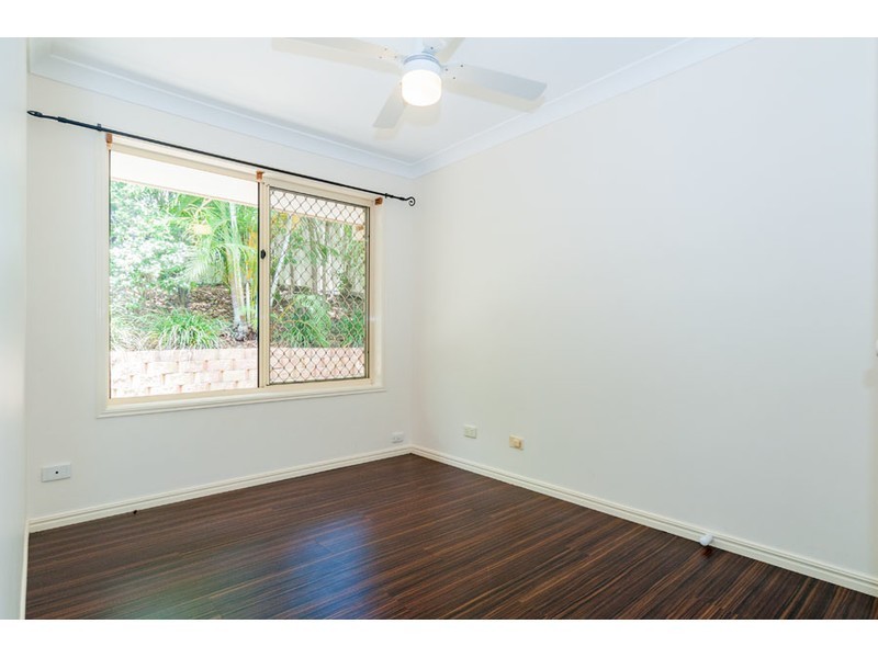 4 Moonda Court, Helensvale QLD 4212