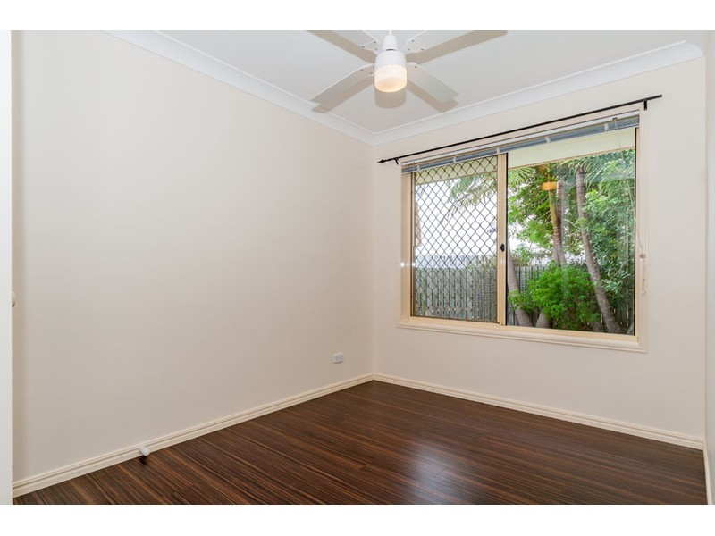 4 Moonda Court, Helensvale QLD 4212