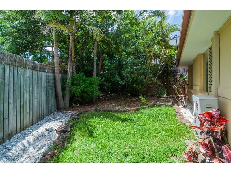 4 Moonda Court, Helensvale QLD 4212