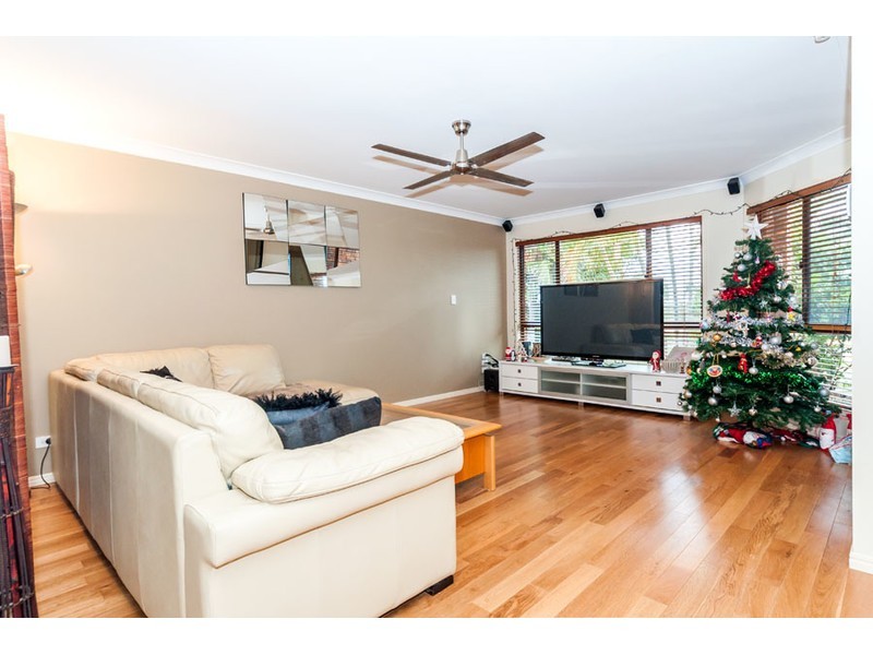 146 Mildura Drive, Helensvale QLD 4212