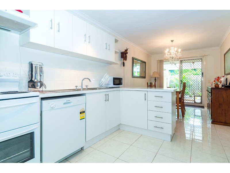 1/5 Metro Crescent, Oxenford QLD 4210