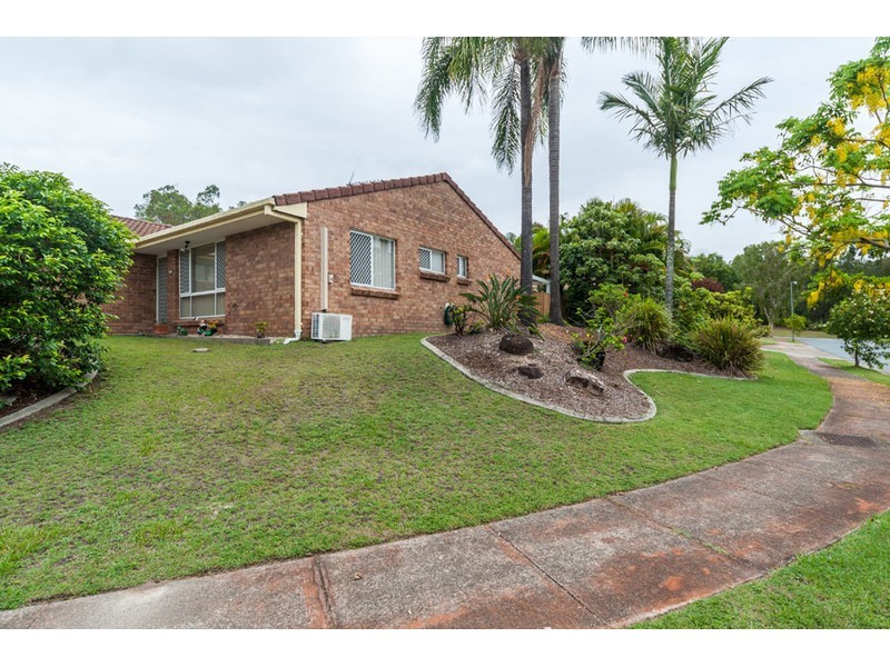 1/5 Metro Crescent, Oxenford QLD 4210