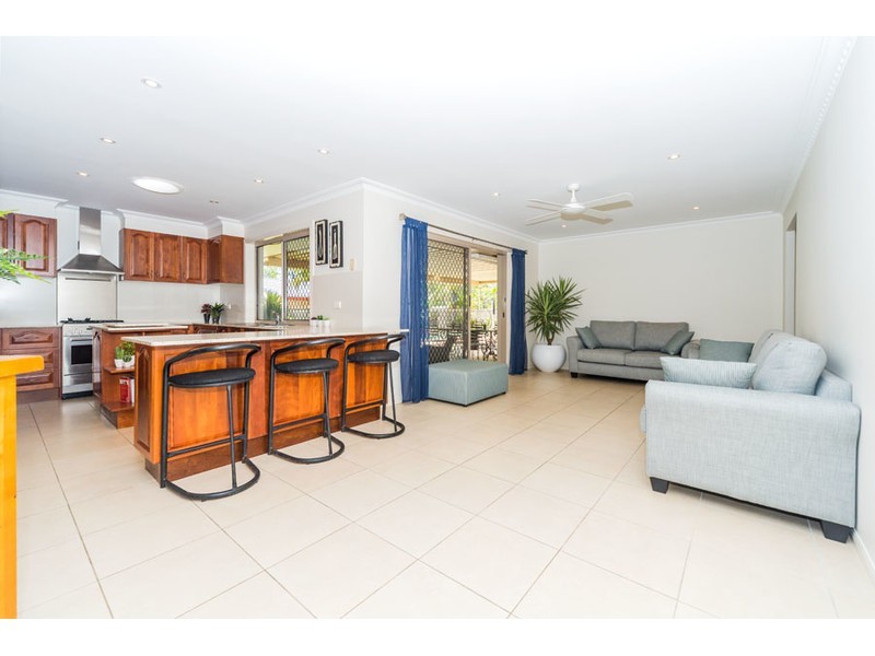 19 Teasdale Drive, Nerang QLD 4211