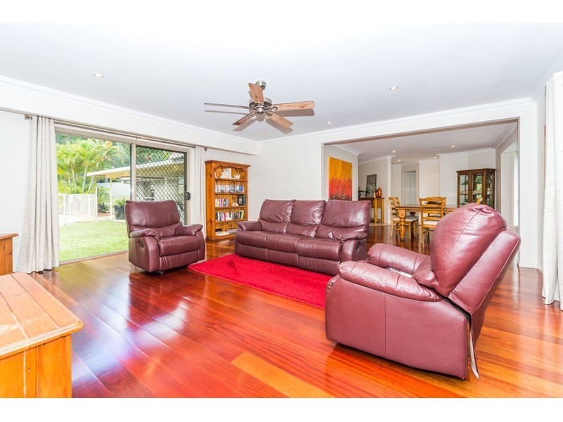 19 Teasdale Drive, Nerang QLD 4211
