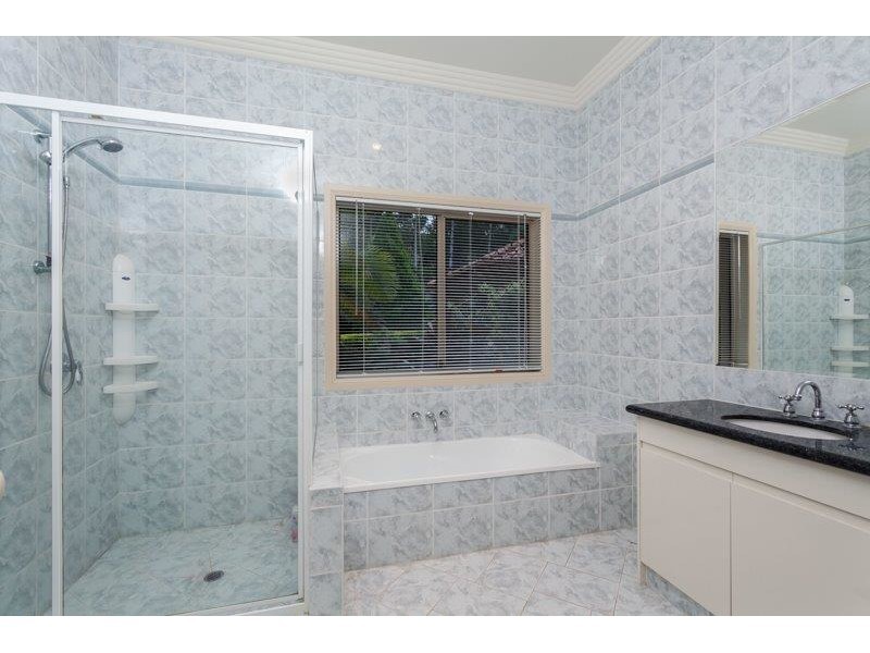 222 Crane Crescent, Nerang QLD 4211