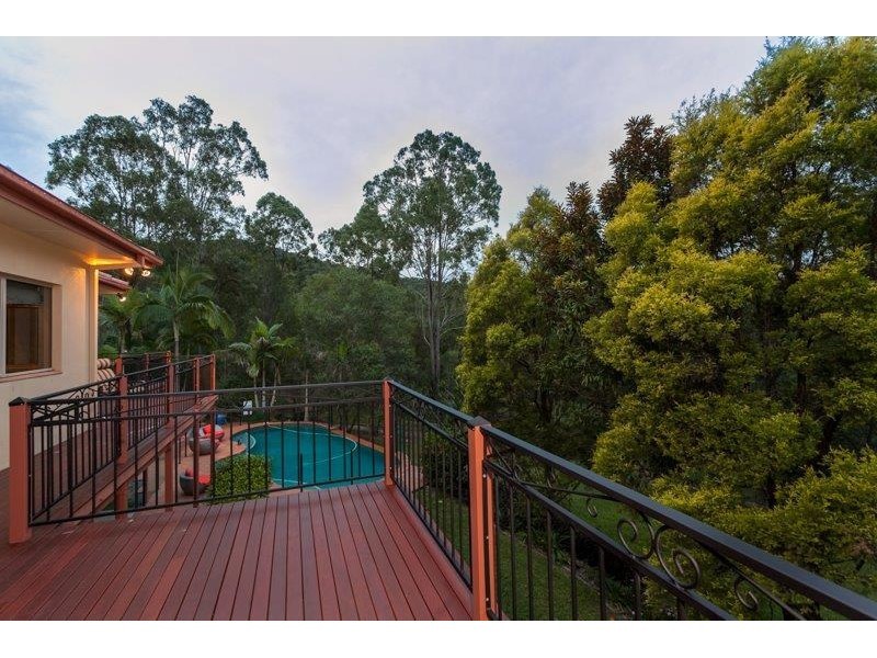 222 Crane Crescent, Nerang QLD 4211