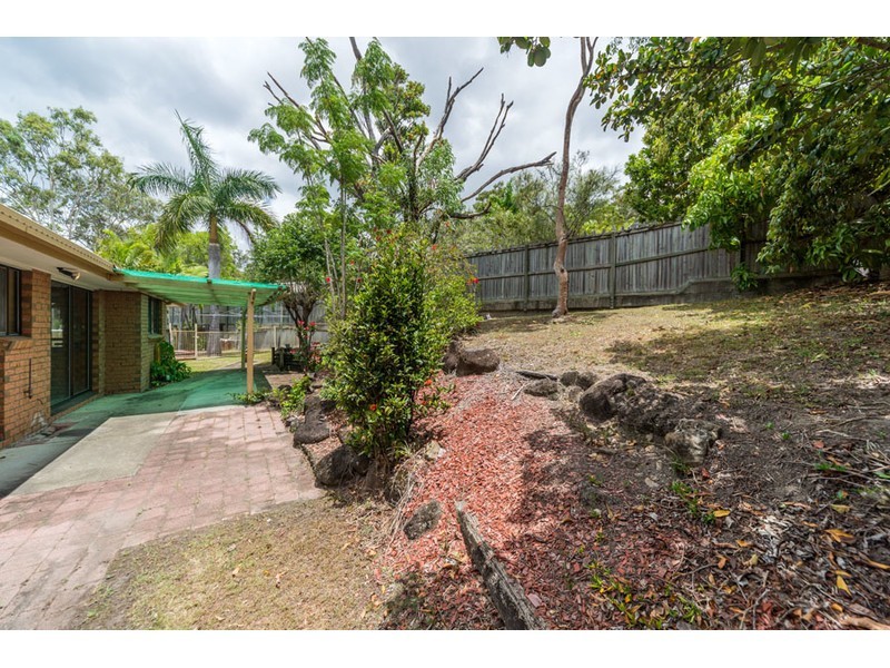 22 Surrey Court, Helensvale QLD 4212