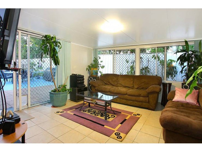 14 Plimsoll Place, Helensvale QLD 4212