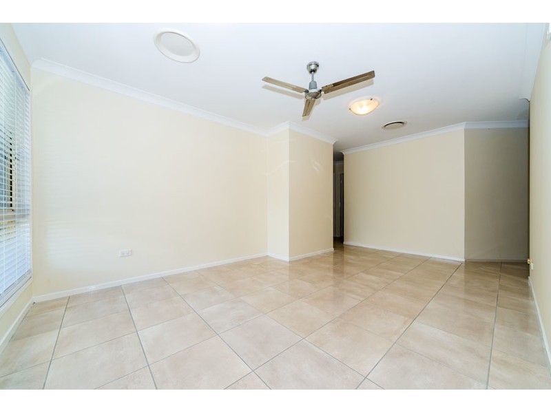 14 Plimsoll Place, Helensvale QLD 4212