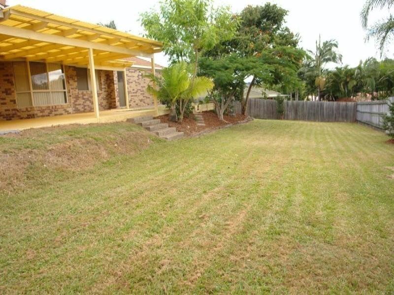 10 Mona Court, Oxenford QLD 4210