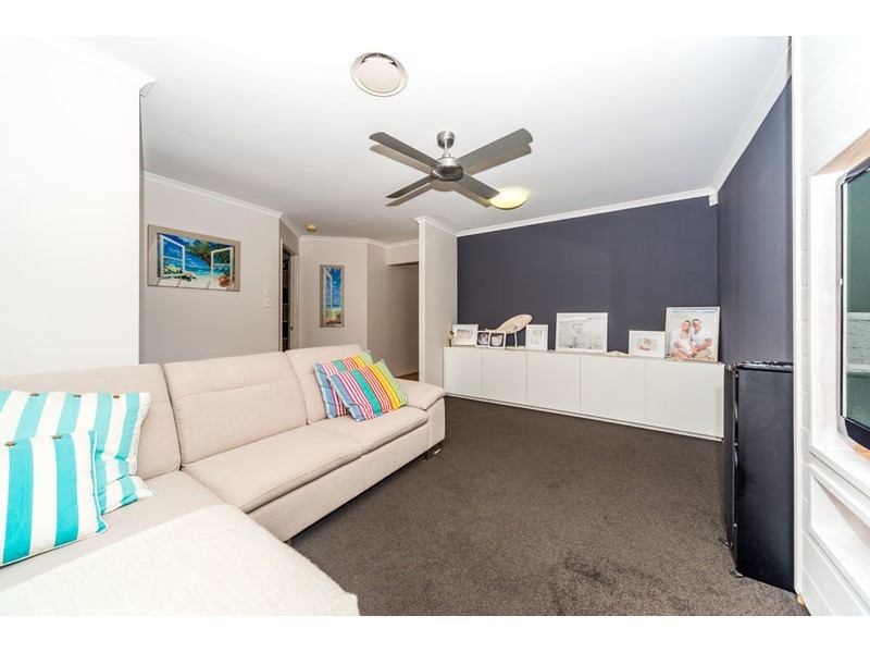 16 Rosswood Court, Helensvale QLD 4212