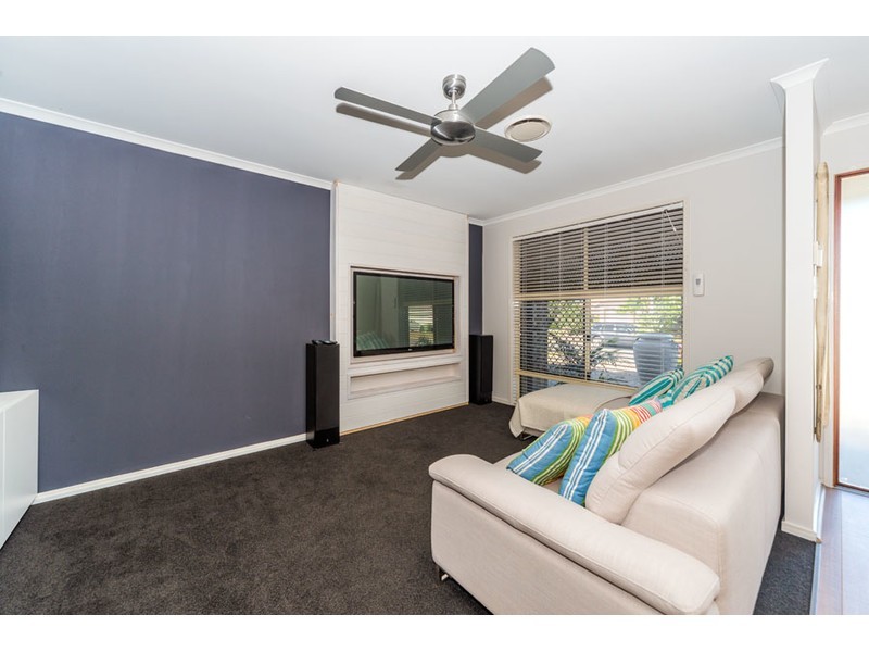 16 Rosswood Court, Helensvale QLD 4212