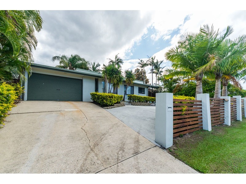 182 Discovery Drive, Helensvale QLD 4212
