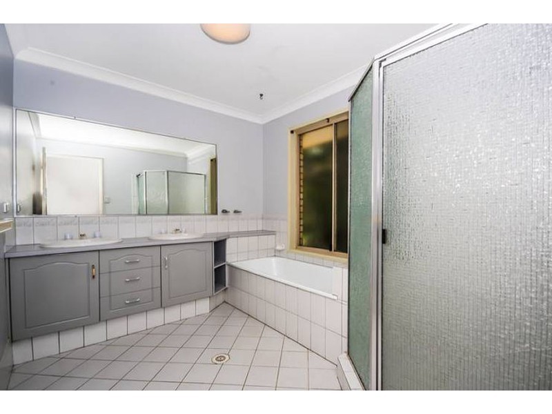 14 Rivertree Avenue, Helensvale QLD 4212