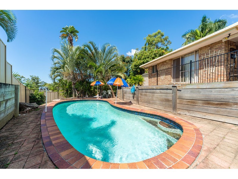 6 Pomona Court, Helensvale QLD 4212