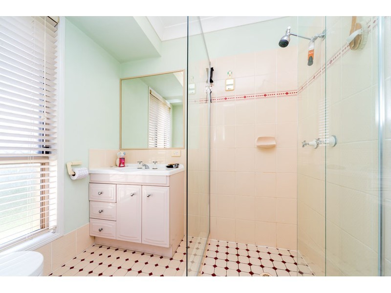 185 Mildura Drive, Helensvale QLD 4212