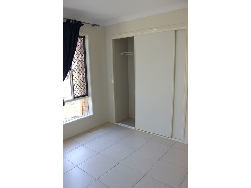 1 Irwin Street, Parkwood QLD 4214