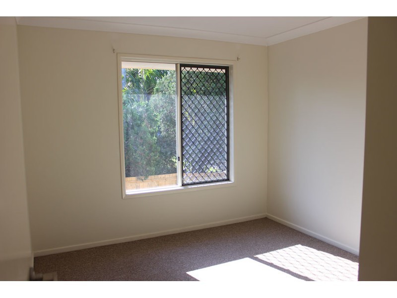 1 Irwin Street, Parkwood QLD 4214