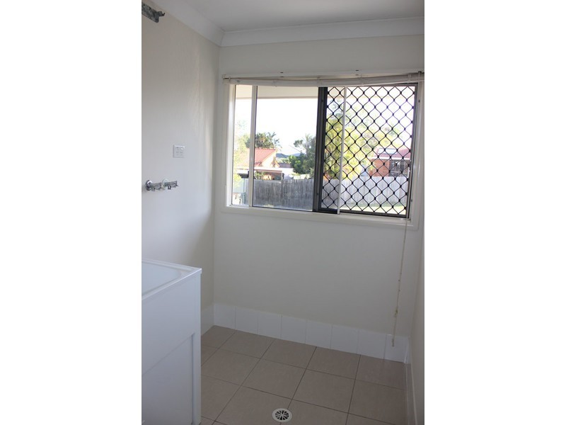 1 Irwin Street, Parkwood QLD 4214