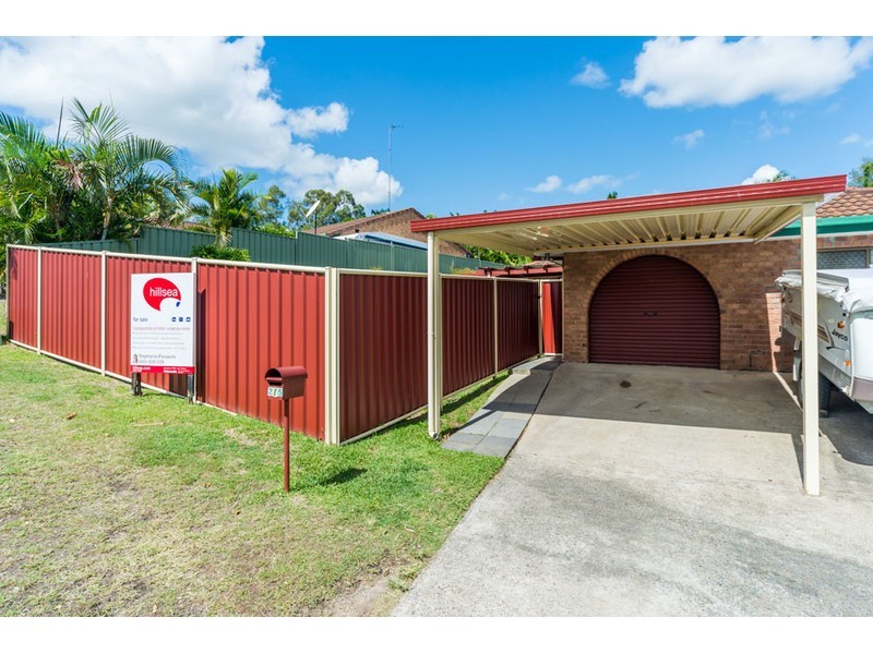 2/5 Paramount Place, Oxenford QLD 4210