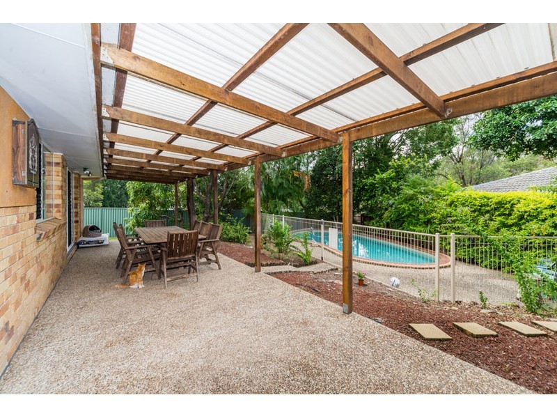 4 Mundulla Place, Helensvale QLD 4212