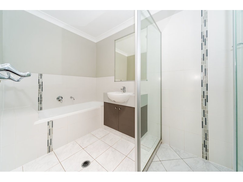 7 Caragh Crescent, Oxenford QLD 4210