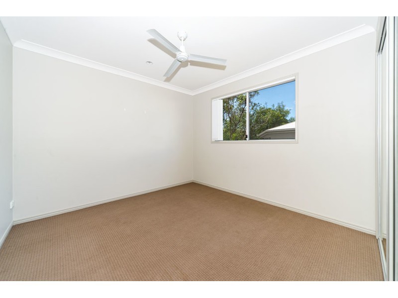 7 Caragh Crescent, Oxenford QLD 4210