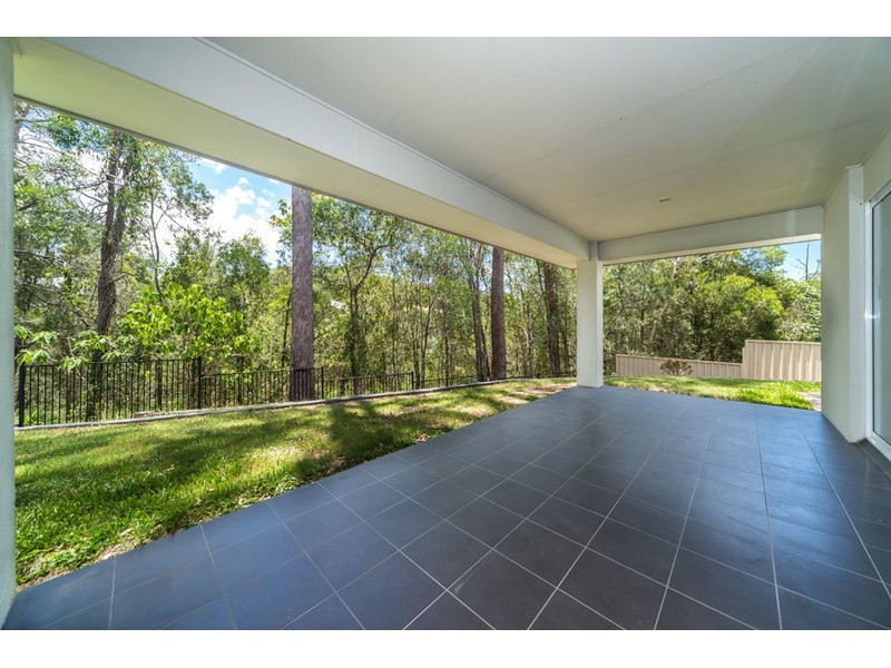 7 Caragh Crescent, Oxenford QLD 4210