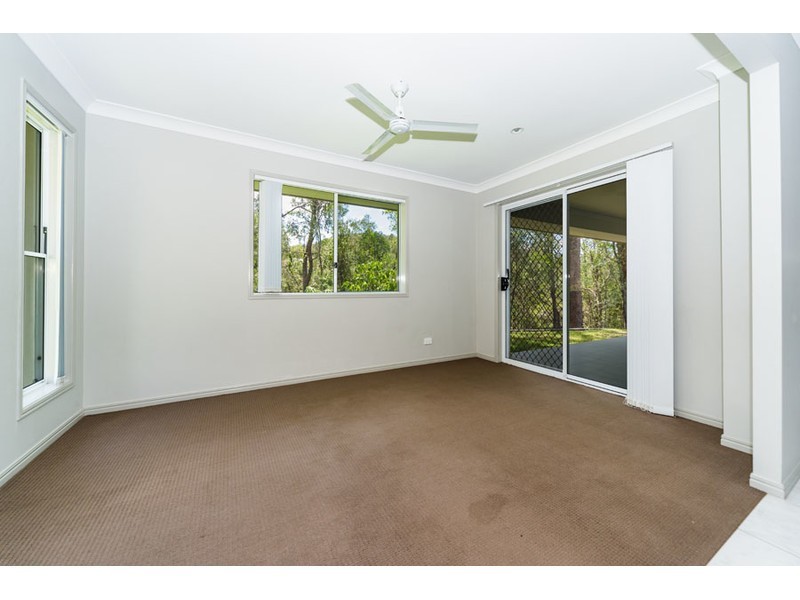 7 Caragh Crescent, Oxenford QLD 4210