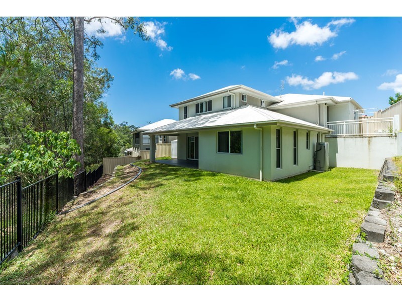 7 Caragh Crescent, Oxenford QLD 4210