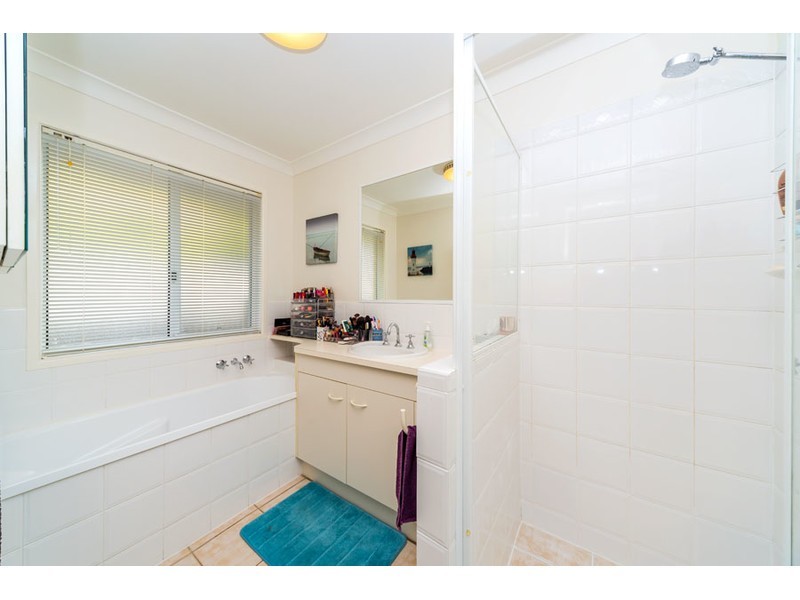 12 Cootharaba Drive, Helensvale QLD 4212