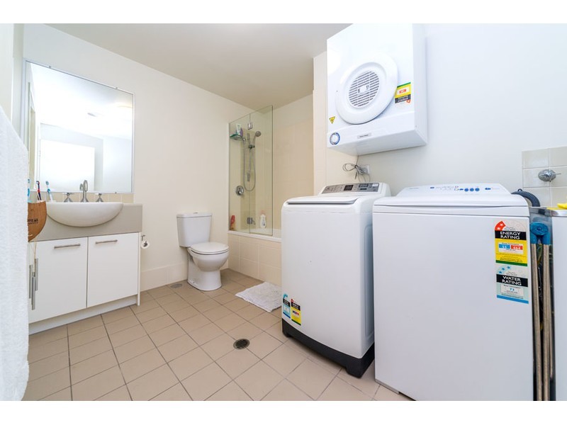 1702/111 Lindfield Road, Helensvale QLD 4212