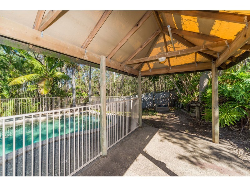 11 Dromana Crescent, Helensvale QLD 4212