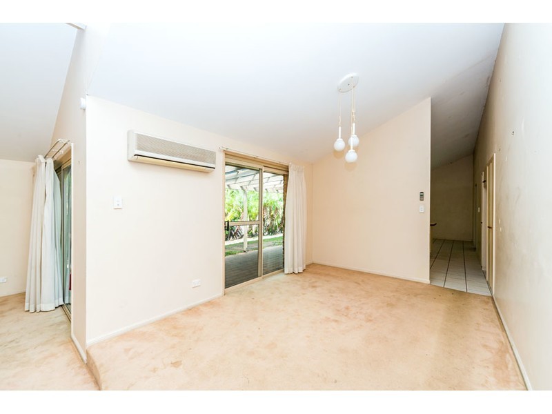 11 Dromana Crescent, Helensvale QLD 4212