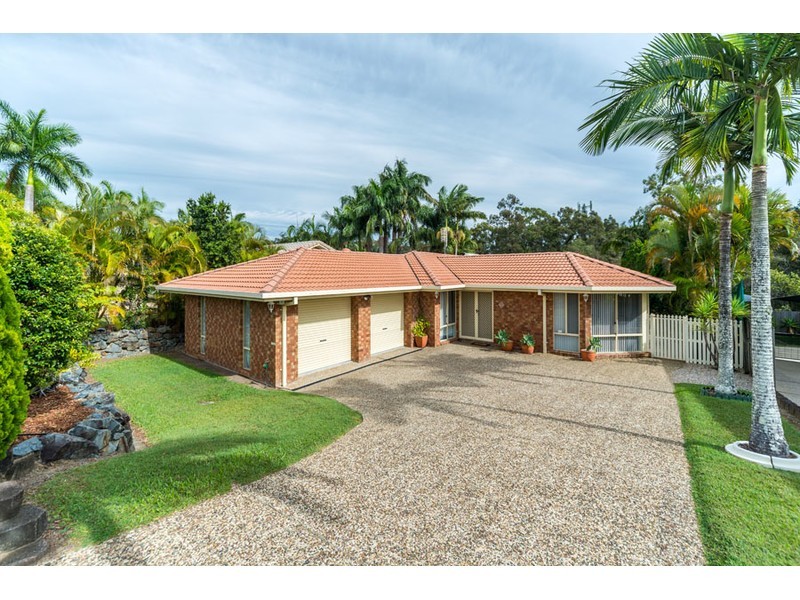 34 Cootharaba Drive, Helensvale QLD 4212